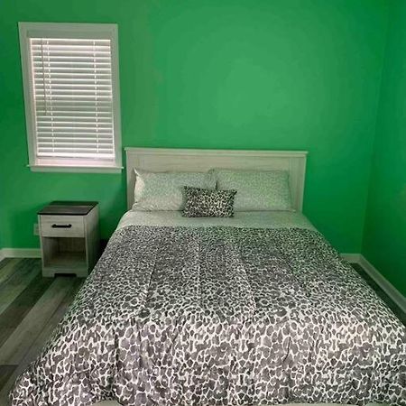 Remodeled House Minutes To Falls Attractions Villa Niagara Falls Eksteriør billede